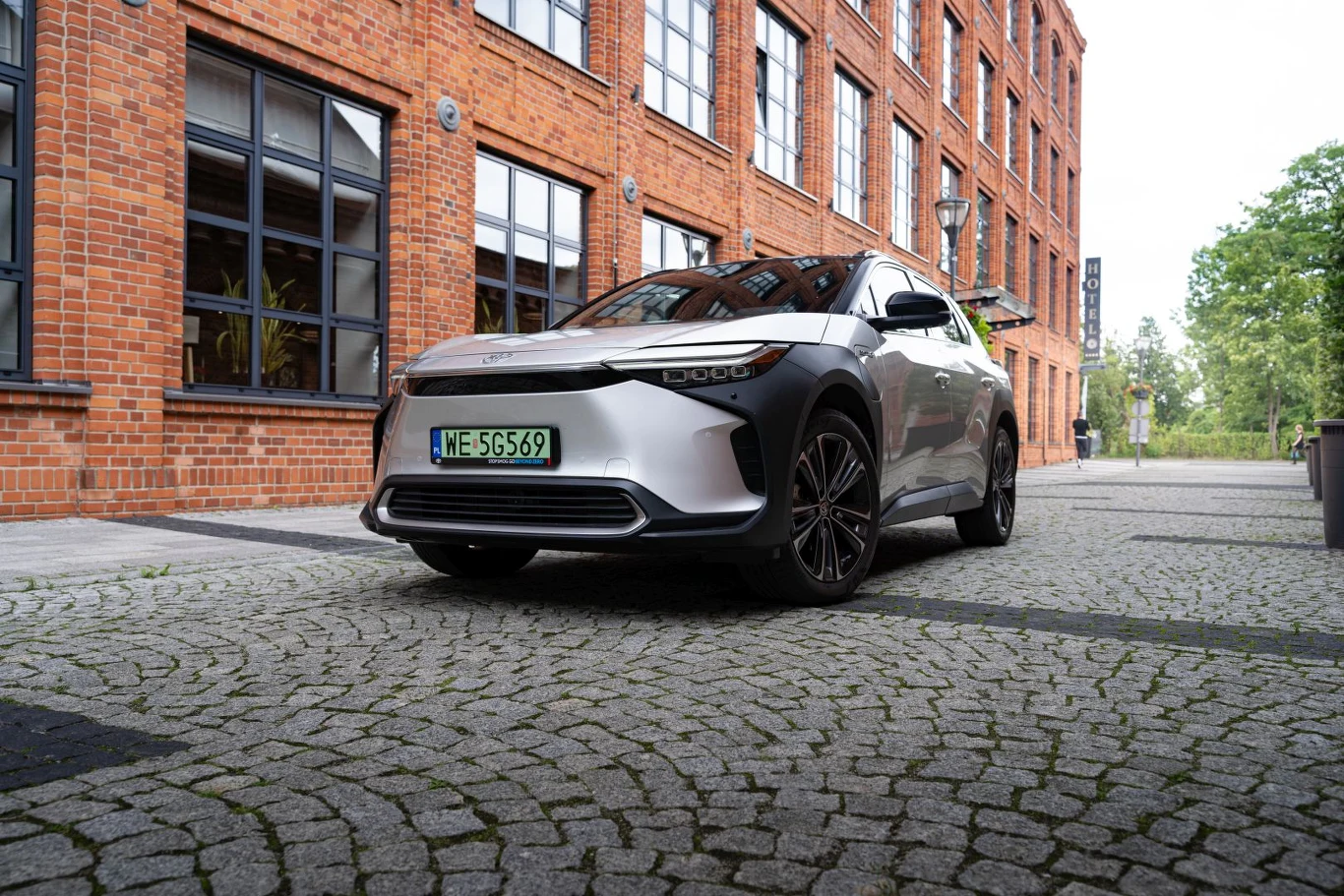 Toyota bZ4X 218 KM 4x4 XMODE