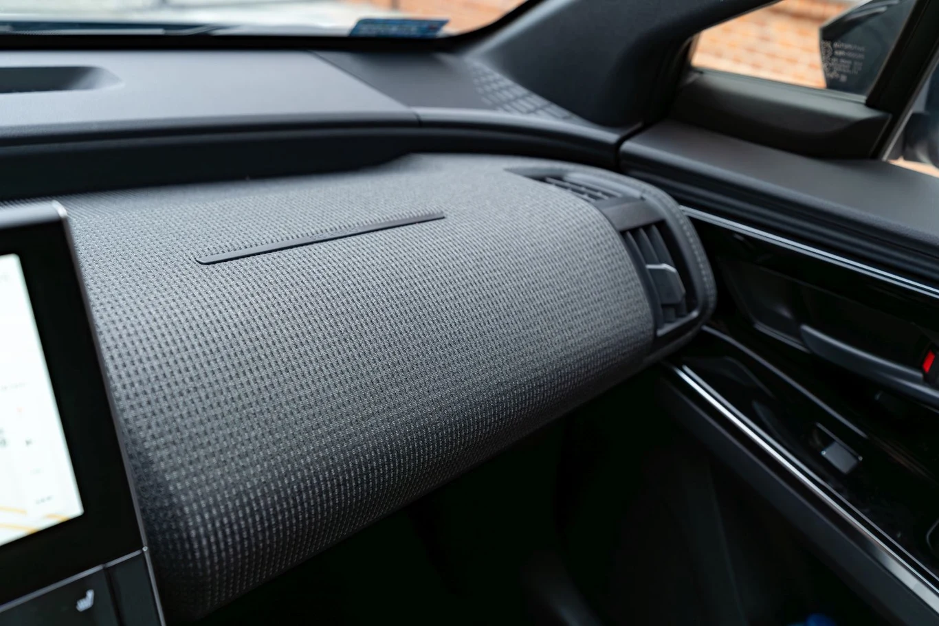 Toyota bZ4X 218 KM 4x4 XMODE