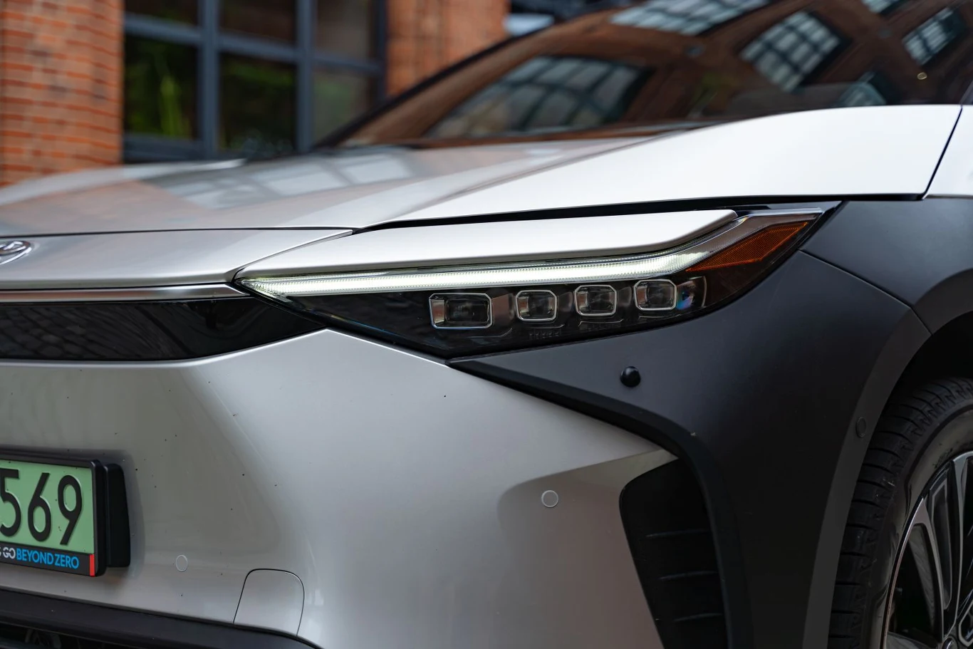 Toyota bZ4X 218 KM 4x4 XMODE