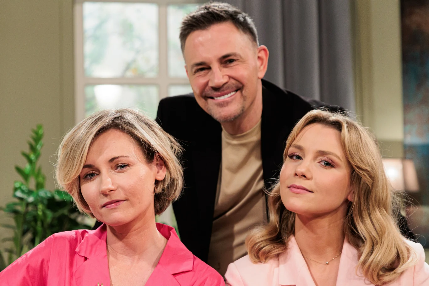 Zuzanna i Katarzyna Grabowskie. A także Krzysiek Ibisz Zuzanna i Katarzyna Grabowskie. A także Krzysiek Ibisz