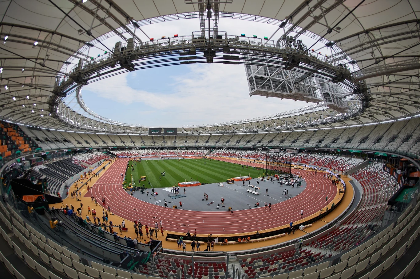 Stadion lekkoatletyczny w Budapeszcie Stadion lekkoatletyczny w Budapeszcie