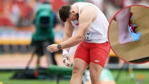 Konrad Bukowiecki i jego spuchnięta kostka