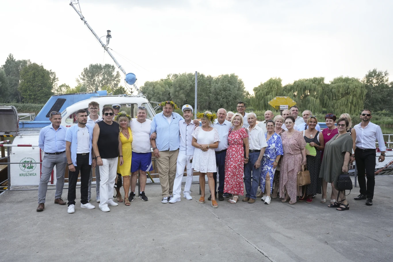 Adam Kraśko, Eugeniusz Rudzki, Wiesława Kwiatek, Sebastian Zaremba, Jan Widuliński, Elżbieta Czabator, Ryszard, Krzysztof Nowakowski, Monika Zajączkowska, Elżbieta Figas i pozostałe osoby bawiące się na zlocie