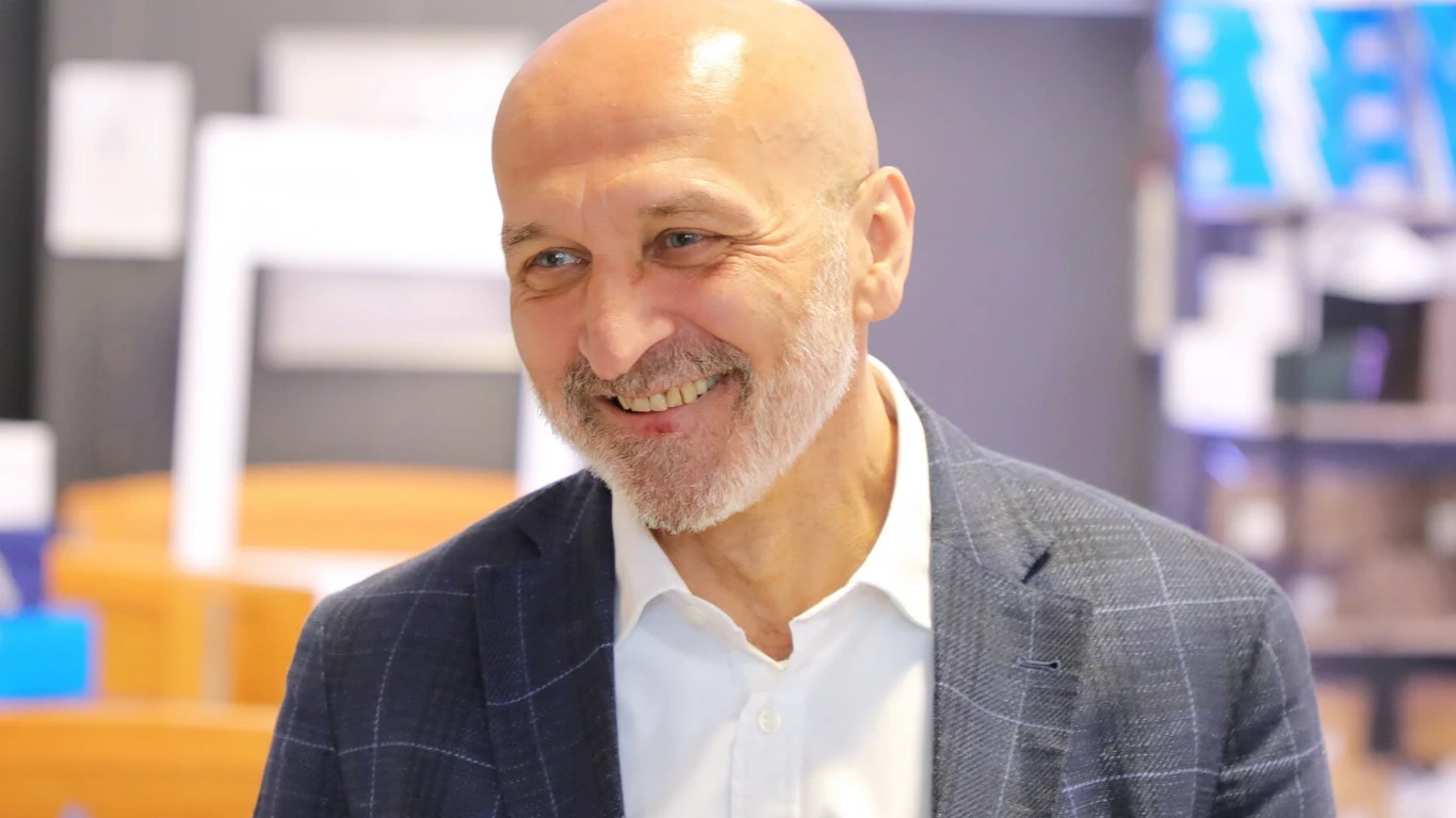 Kazimierz Marcinkiewicz Kazimierz Marcinkiewicz