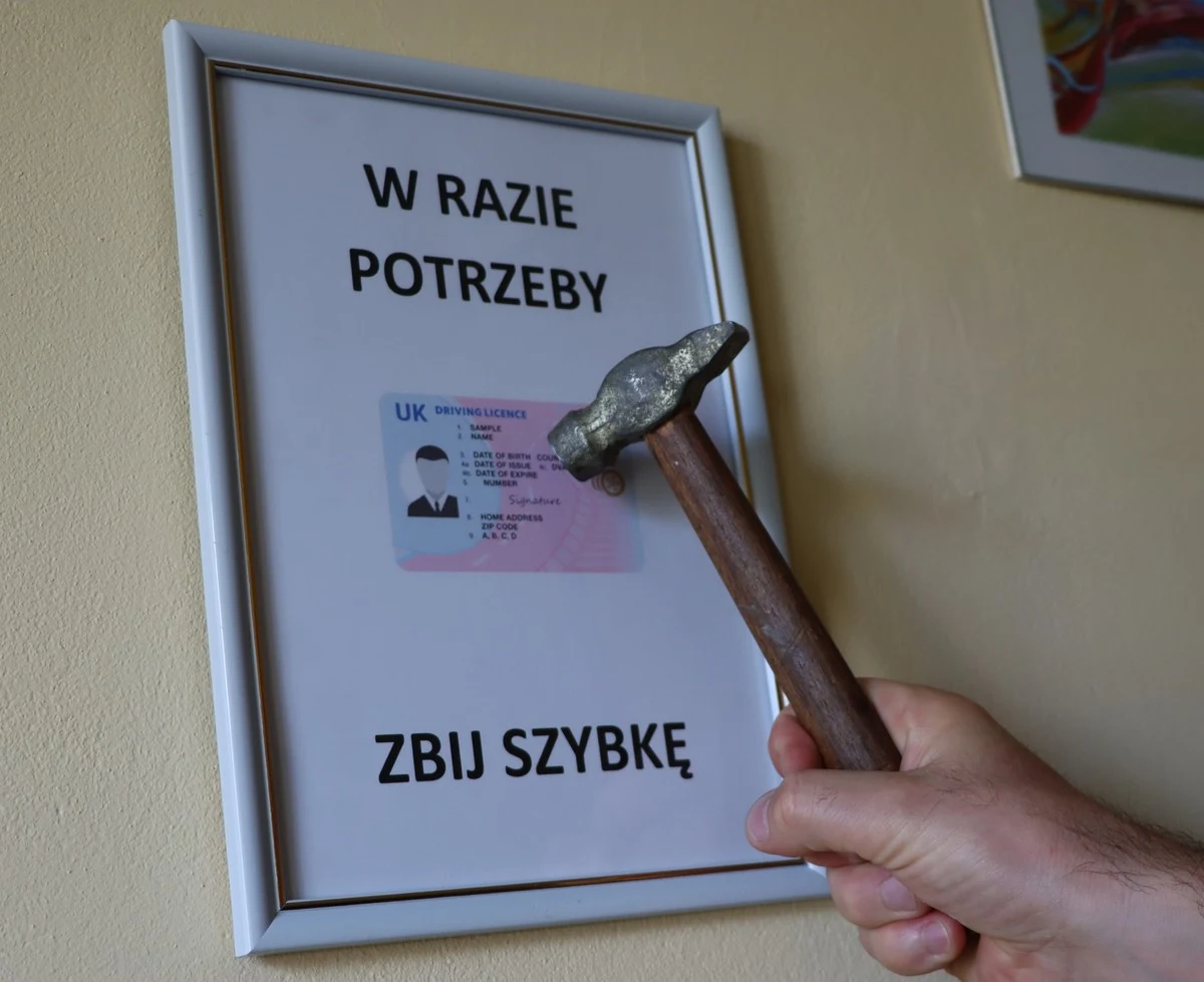 Zdjęcie ilustracyjne - tak mogło wyglądać okazane przez kierowcę fałszywe prawo jazdy