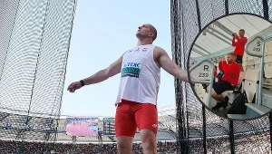 Wojciech Nowicki w finale konkursu rzutu młotem w lekkoatletycznych MŚ