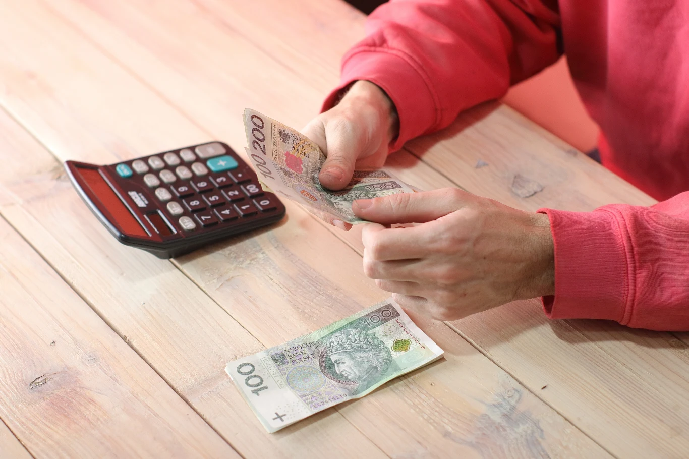 500 plus dla seniora. Przez nowe zasady oni mogą stracić pieniądze 500 plus dla seniora. Przez nowe zasady oni mogą stracić pieniądze