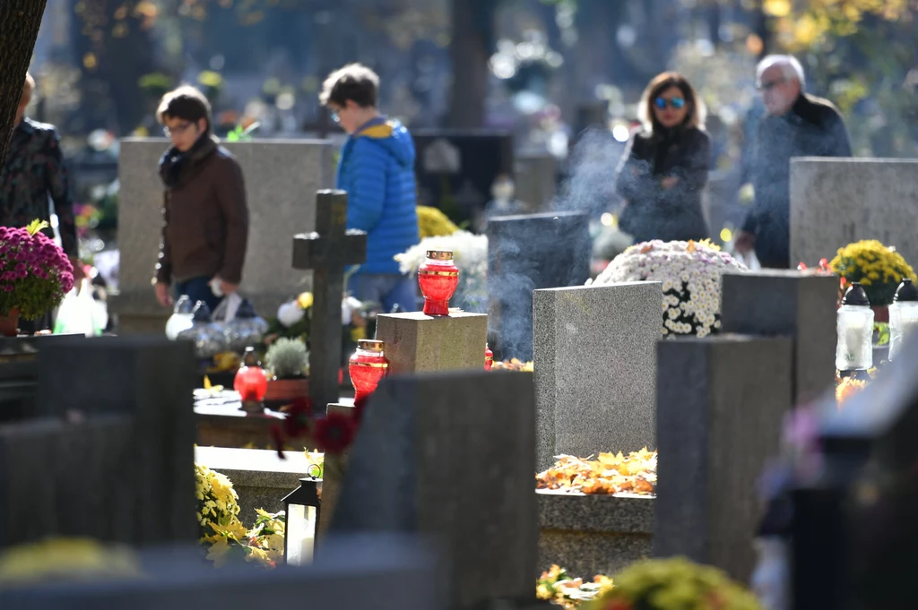 Zasiłek po śmierci bliskiego. Czeka na 4000 zł specjalnej refundacji