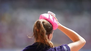 Upały stają się coraz bardziej dotkliwe. Firmy z całego świata starają się zawojować rynek odzieży chłodzącej