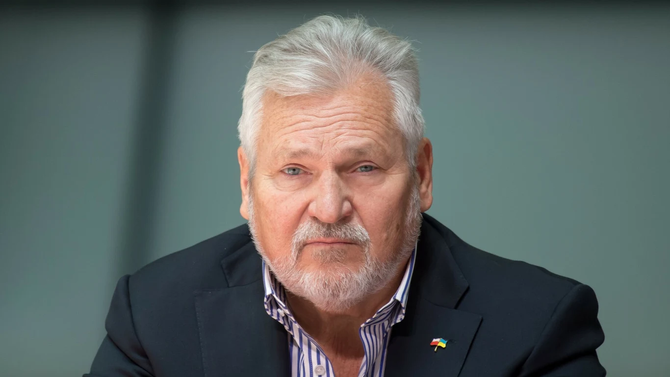 Aleksander Kwaśniewski Aleksander Kwaśniewski