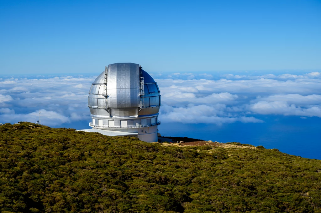 Obserwatorium  Roque de los Muchachos położone jest na najwyższym paśmie górskim La Palmy