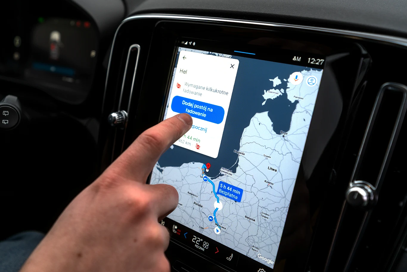 Nowości w Android Auto. Znikają stacje i pojawiają się ładowarki Nowości w Android Auto. Znikają stacje i pojawiają się ładowarki
