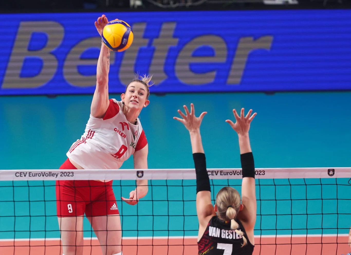 Atak Magdaleny Stysiak w meczu z Belgią