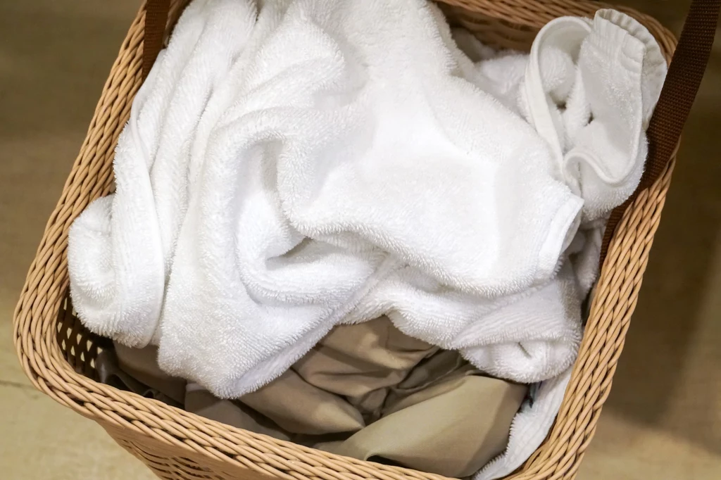 W czym prać ręczniki, by odzyskały śnieżną biel?
