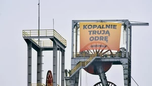 "Kopalnie trują Odrę". Protest na szybie wydobywczym w Rudzie Śląskiej