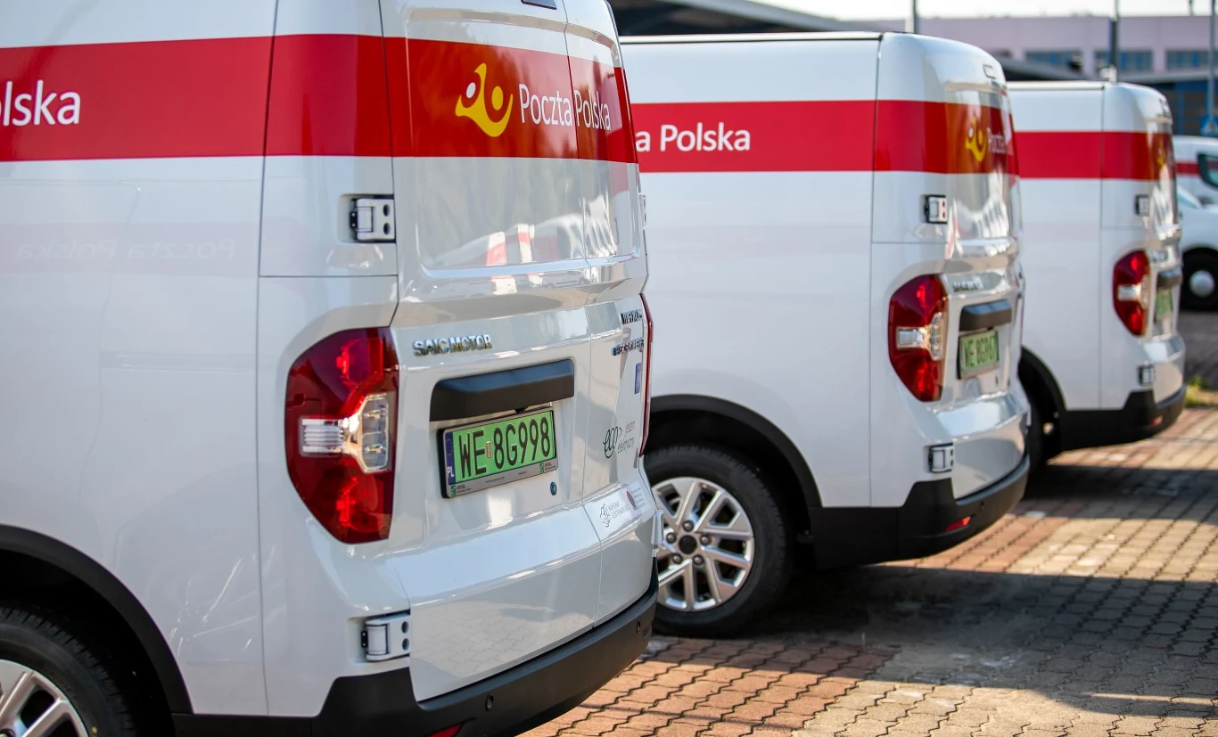 Egzemplarze Maxusa e-Deliver 3 trafią do kurierów Poczty Polskiej w różnych częściach kraju. Egzemplarze Maxusa e-Deliver 3 trafią do kurierów Poczty Polskiej w różnych częściach kraju.