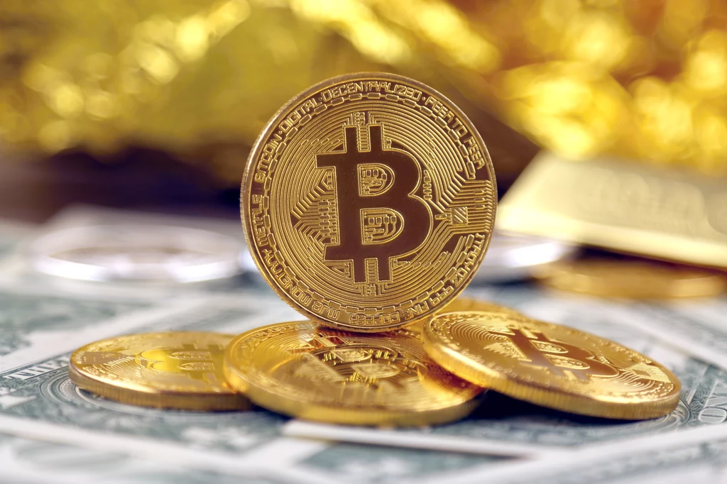 Bitcoin potaniał. Mija moda na pierwszą kryptowalutę świata?