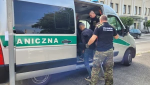 Policja zatrzymała dwóch Ukraińców. Przekazała ich strażnikom granicznym