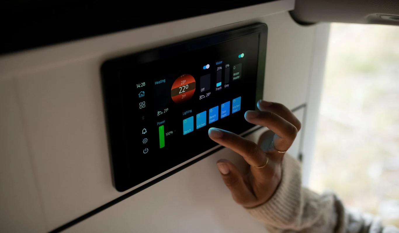 Za pomocą 7-calowego ekranu dotykowego możemy sterować różnymi funkcjami w aucie, np. ogrzewaniem.