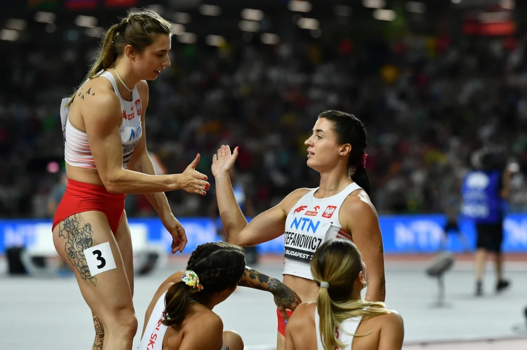 Krystyna Cimanowska (po lewej) i Magdalena Stefanowicz Krystyna Cimanowska (po lewej) i Magdalena Stefanowicz