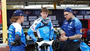 Po dwóch latach chudych chcą wrócić do gry. Kupią gwiazdy!