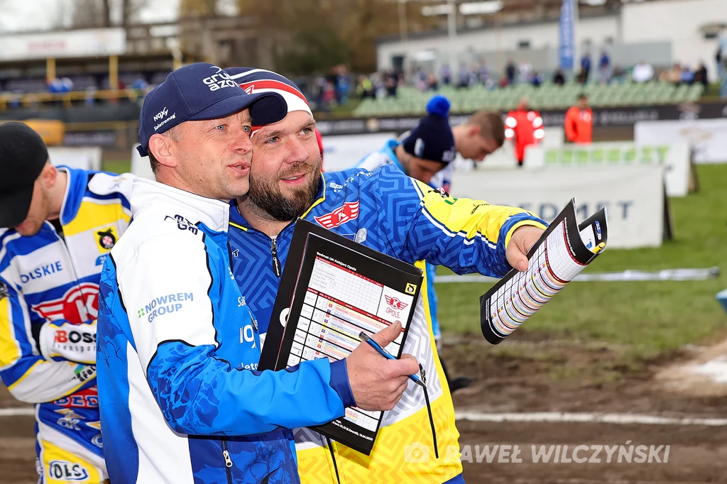 Stanisław Burza i Marcin Sekula, trenerzy Unii Tarnów i Kolejarza Opole. Stanisław Burza i Marcin Sekula, trenerzy Unii Tarnów i Kolejarza Opole.