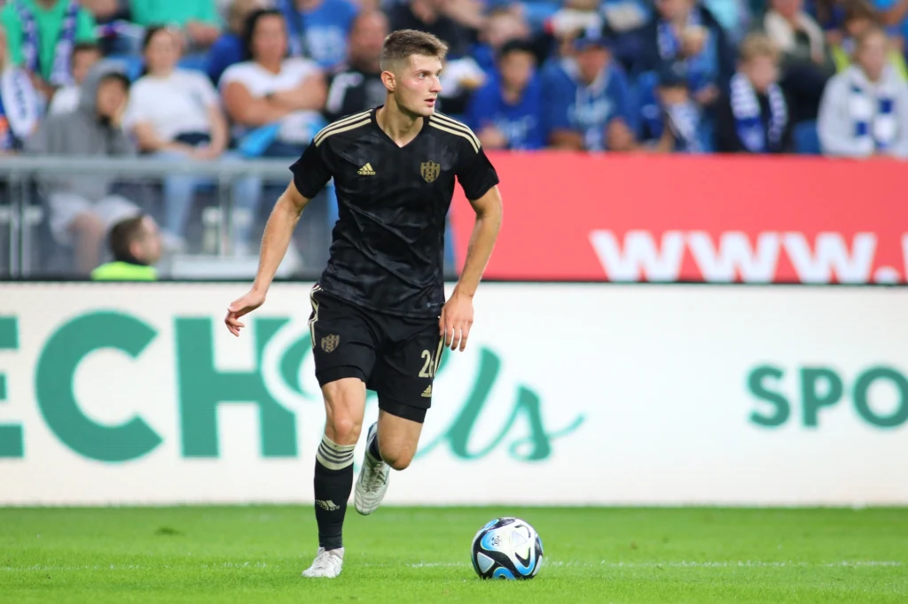 Sebastian Kosa ze Spartaka Trnawa może zostać nowym piłkarzem Legii Warszawa Sebastian Kosa ze Spartaka Trnawa może zostać nowym piłkarzem Legii Warszawa