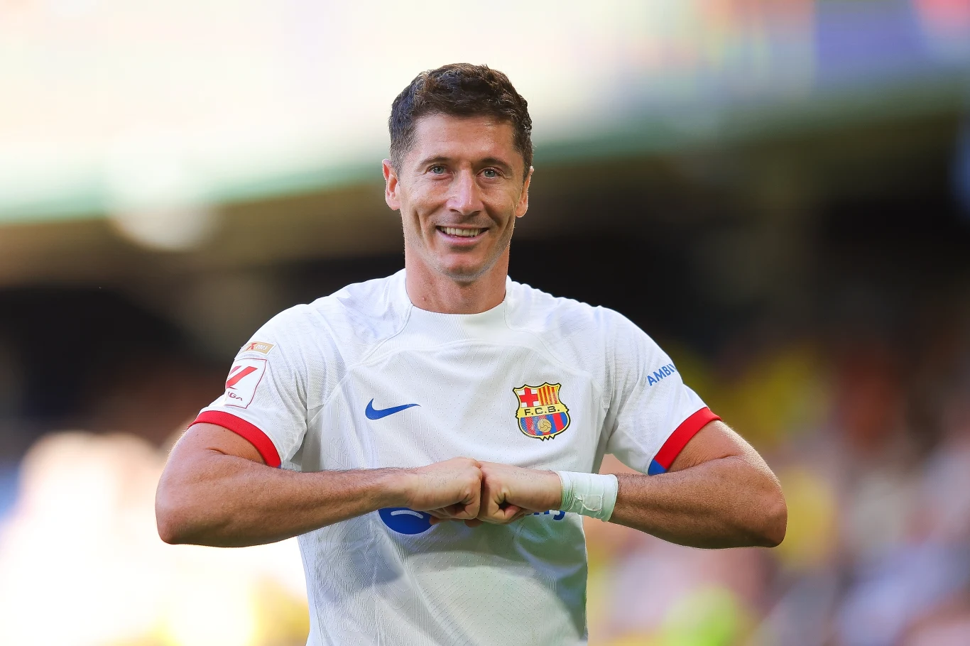 Robert Lewandowski po zdobyciu swojego pierwszego gola w sezonie 2023/24 Robert Lewandowski po zdobyciu swojego pierwszego gola w sezonie 2023/24