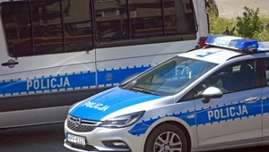 Kobieta szła drogą ekspresową, ponieważ - jak tłumaczyła - pokłóciła się z partnerem. Zdjęcie ilustracyjne
