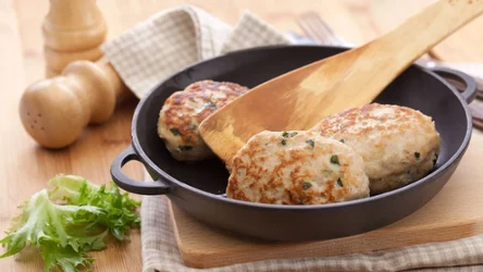 Jak przygotować kotlety mielone, żeby były miękkie i pulchne?