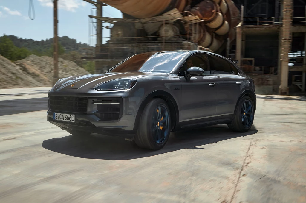 Debiutuje nowe Porsche Cayenne Turbo E-Hybrid