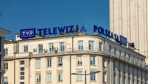 TVP chce zrezygnować z wypłacania wynagrodzenia pracownikom w postaci gotówki. Związkowcy są przeciwni pomysłowi