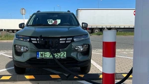 Jeżdżę elektryczną Dacią i wszyscy mnie nienawidzą. Co robię źle?