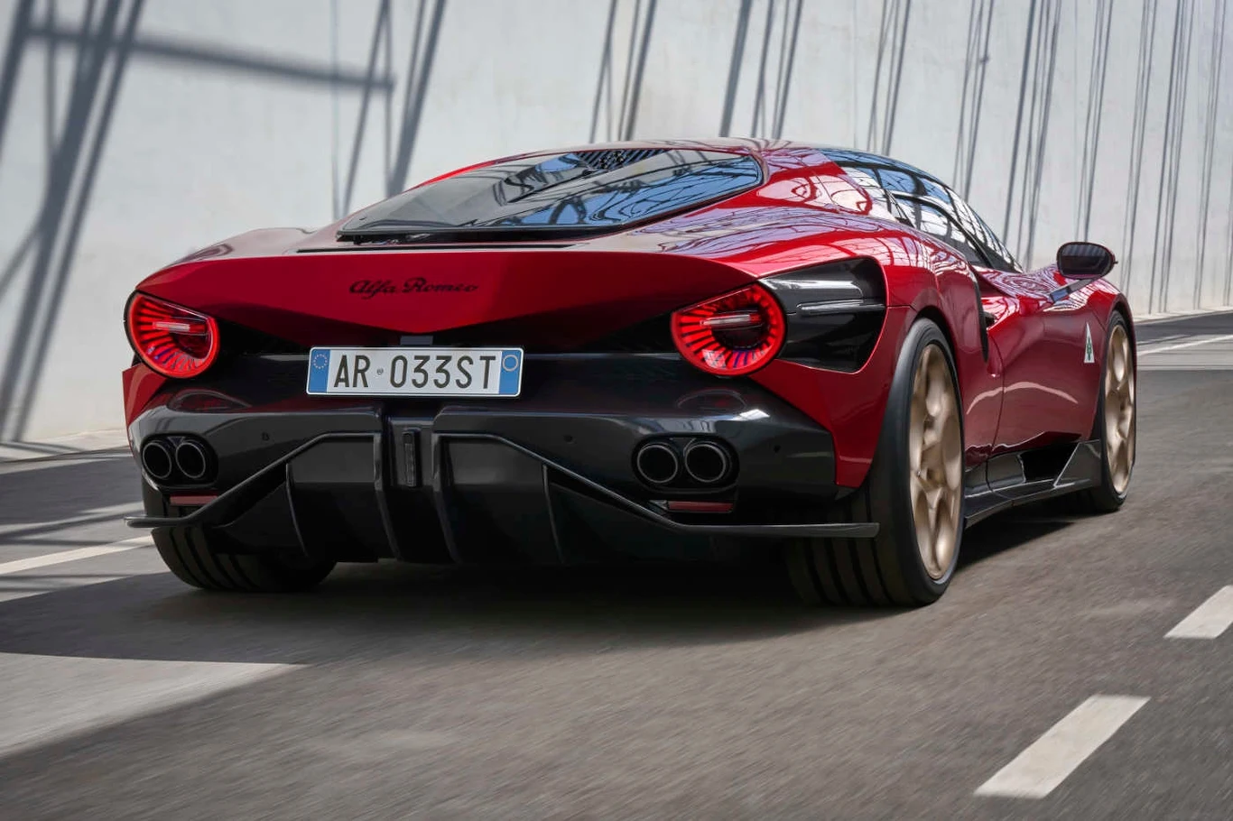 Alfa Romeo 33 Stradale