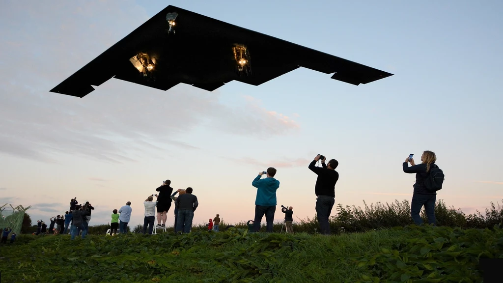 "Niewidzialne" amerykańskie bombowce B-2 Spirit pojawiły się nad Europą