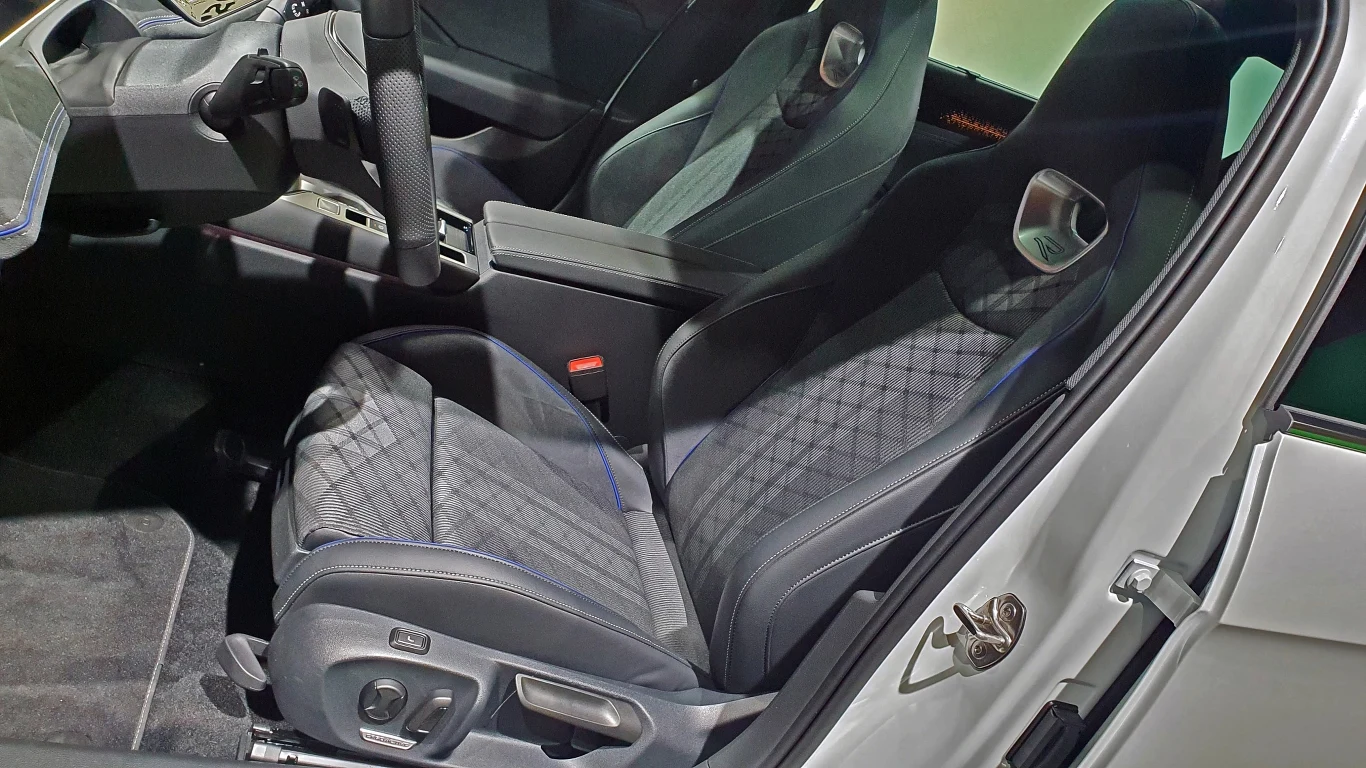 Volkswagen Passat B9 2024