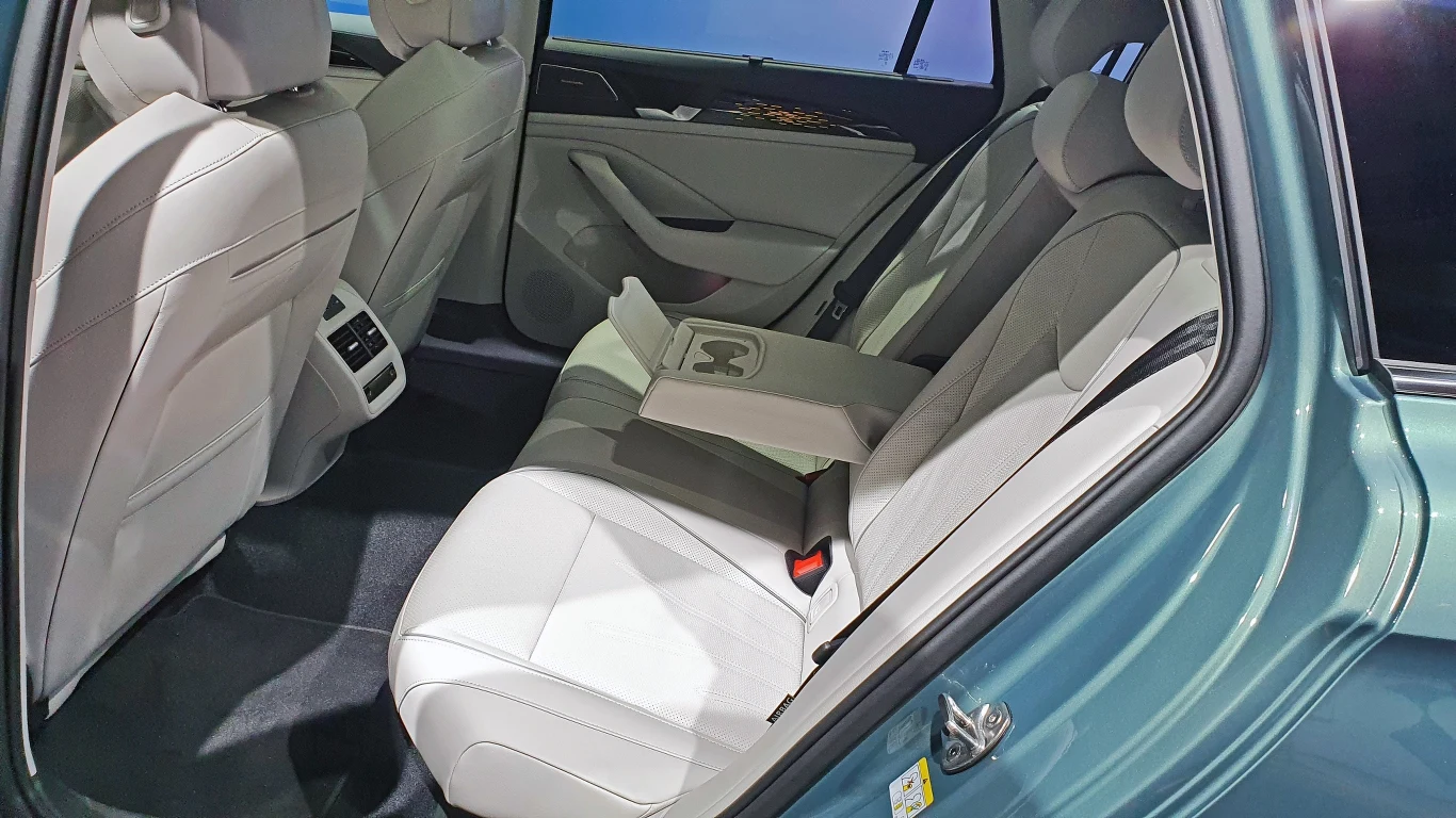 Volkswagen Passat B9 2024