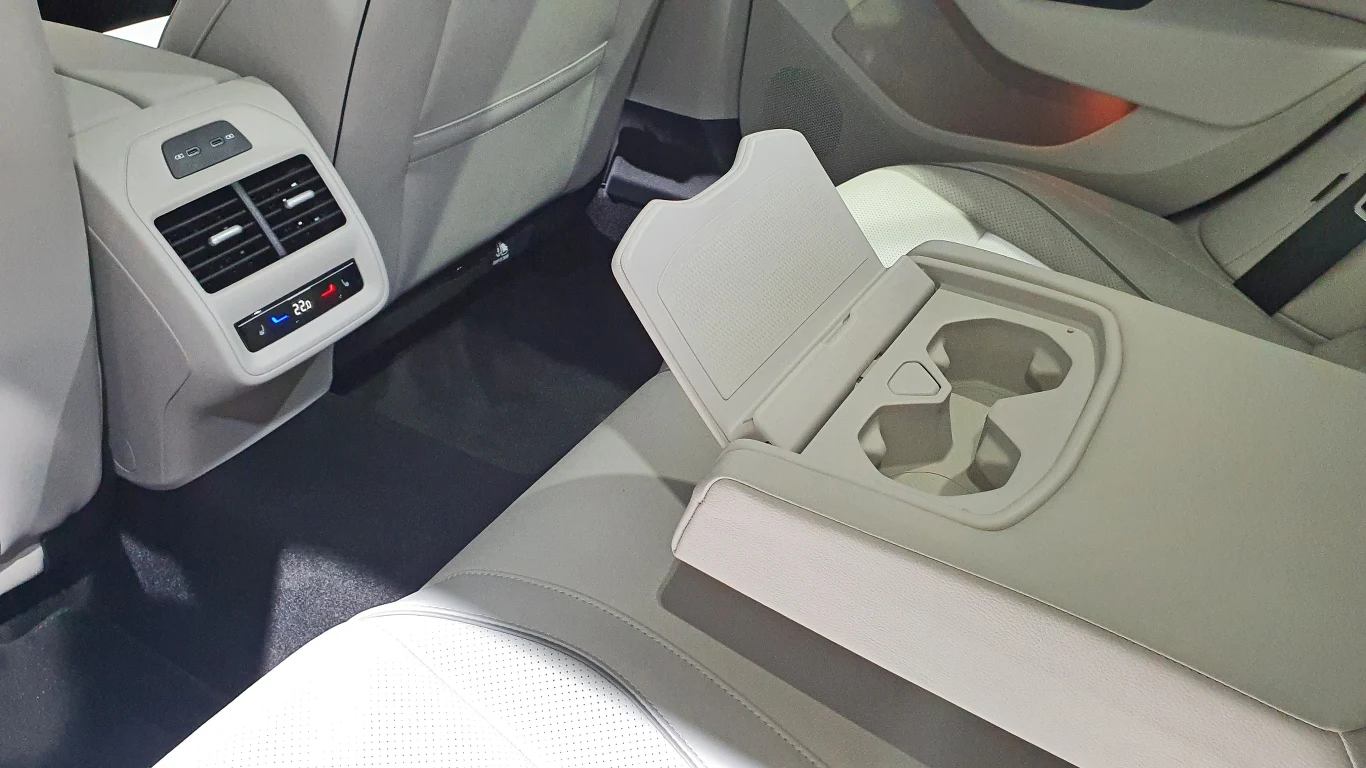 Volkswagen Passat B9 2024