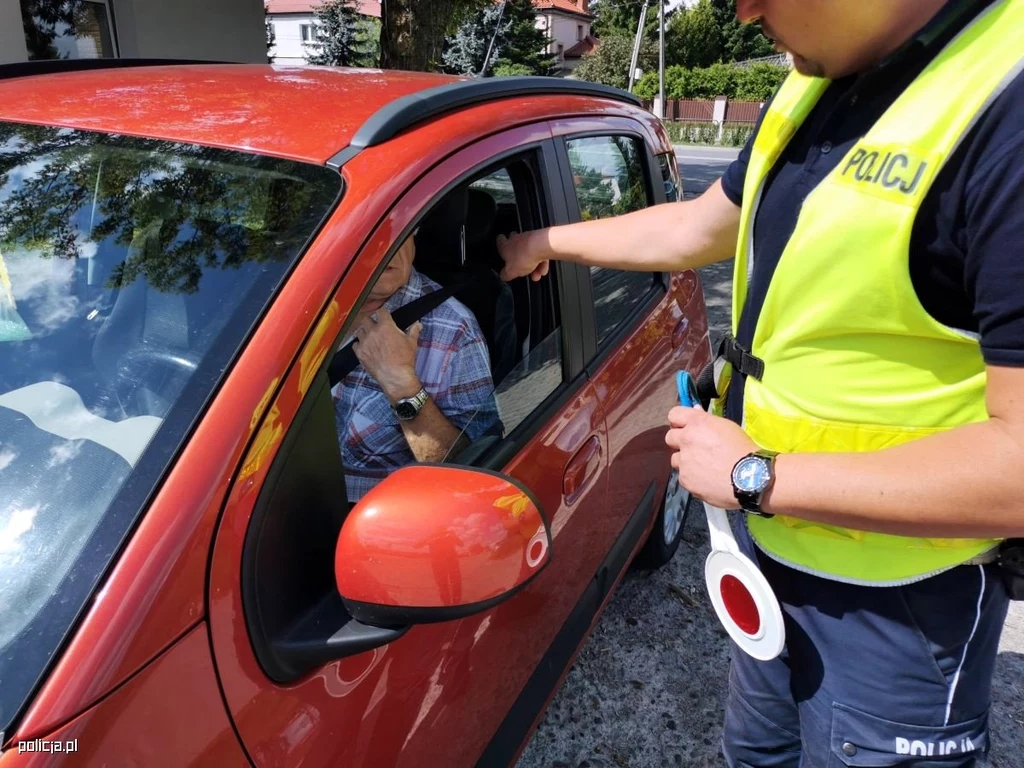 Policja ma sposób na jeżdżących bez pasów