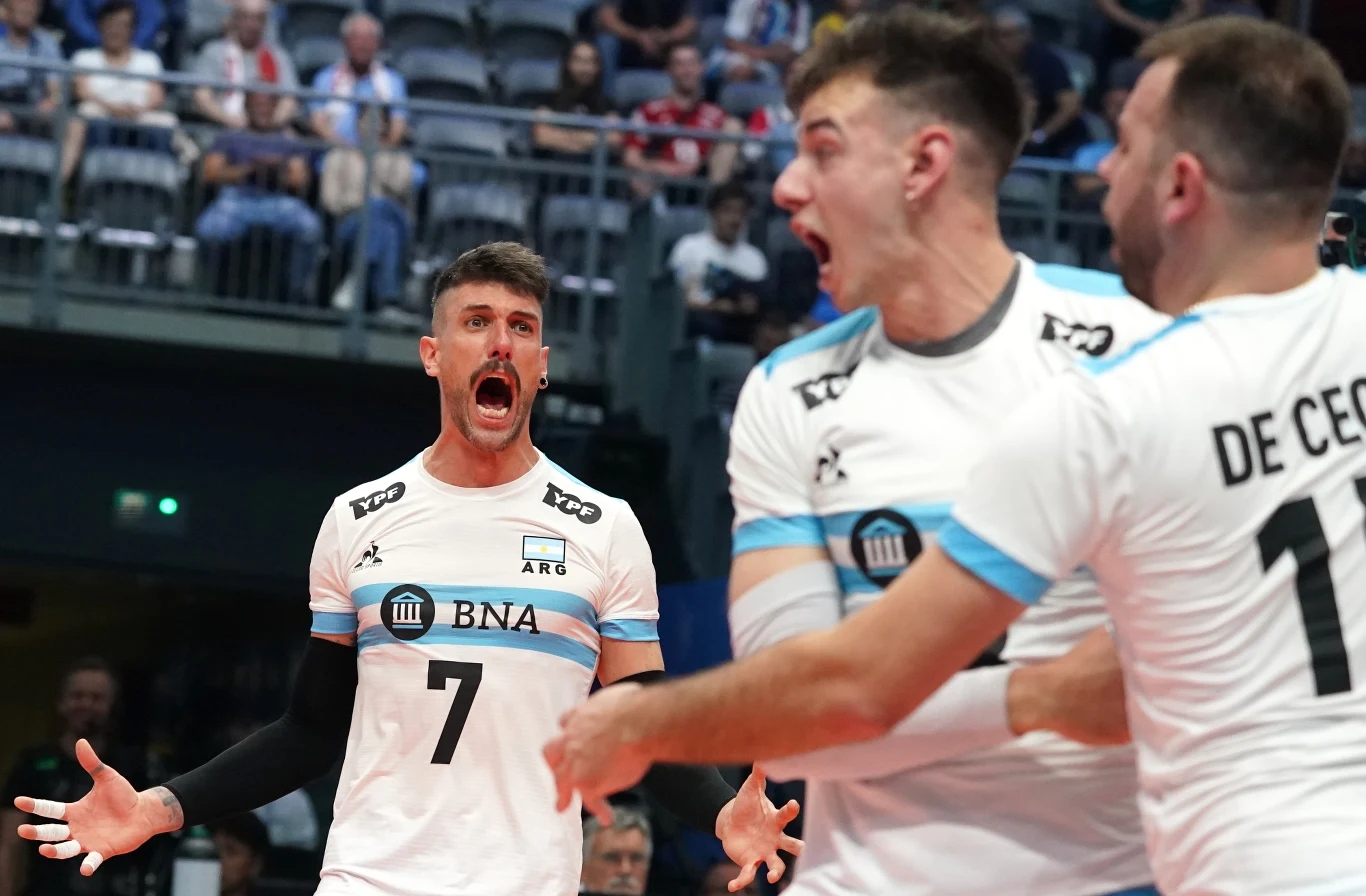 Facundo Conte (z numerem 7) w barwach reprezentacji Argentyny