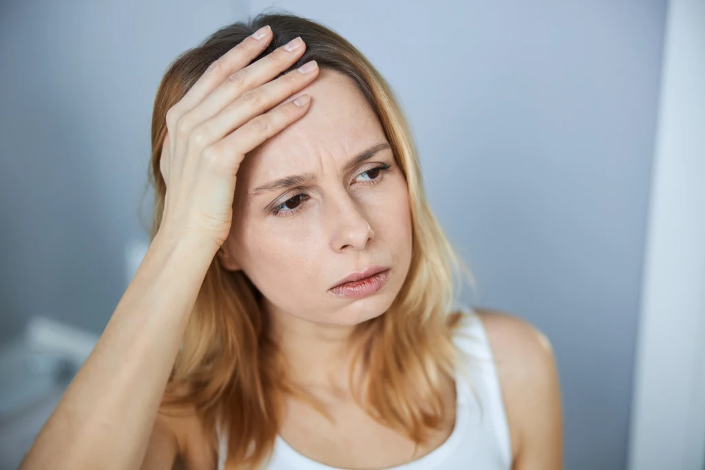 Kiedy blada skóra może świadczyć o poważnej chorobie? Koniecznie poznaj te objawy