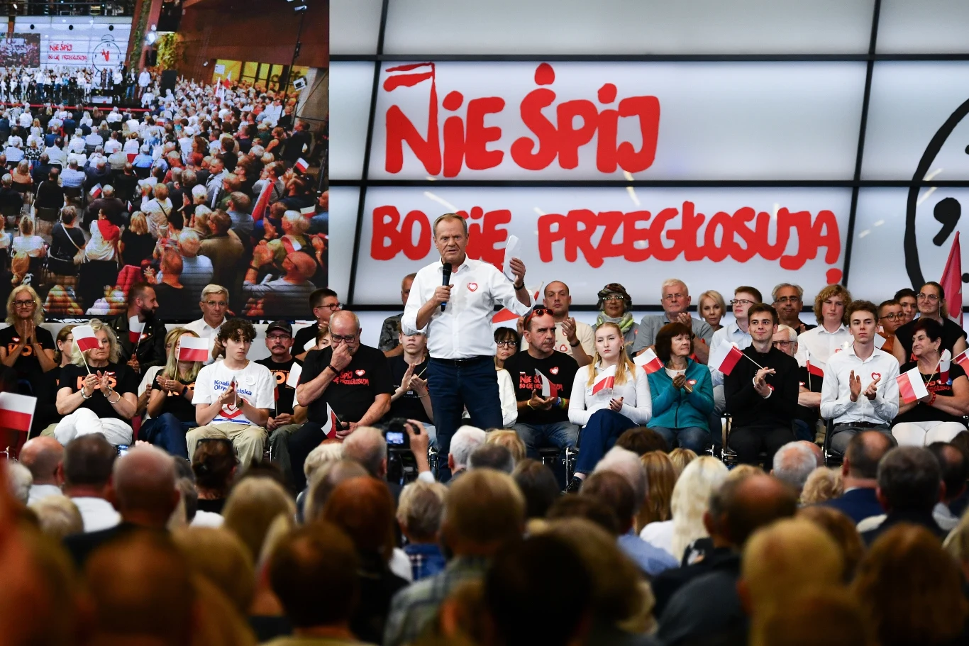 Lider PO w audytorium Europejskiego Centrum Solidarności w Gdańsku Lider PO w audytorium Europejskiego Centrum Solidarności w Gdańsku
