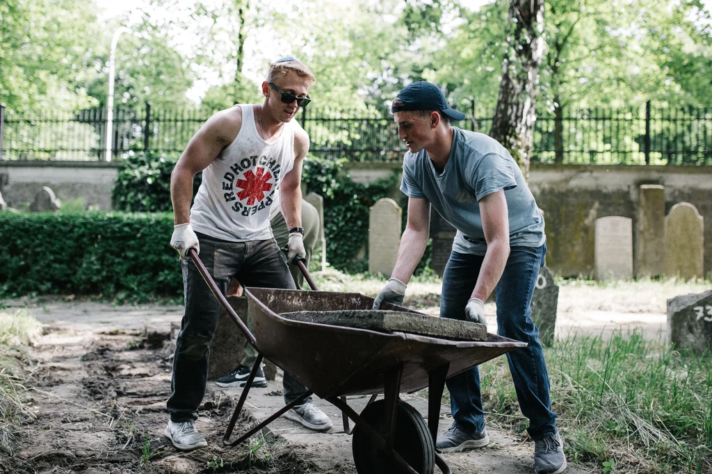 Walka z uprzedzeniami to jedyny sposób, by holocaust nigdy więcej się nie powtórzył