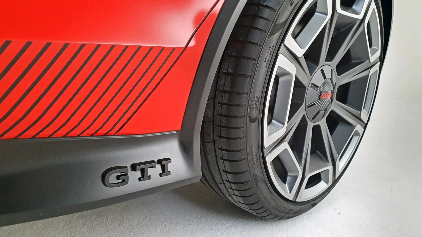 Volkswagen ID. GTI Concept