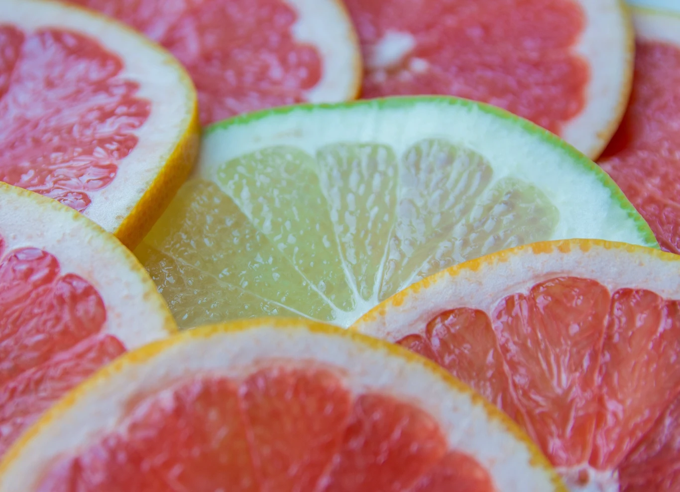 Zapach grejpfruta skutecznie odstrasza ślimaki 