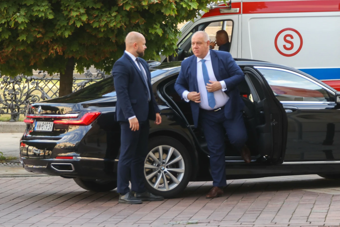 Czym jeżdżą kandydaci do sejmu z pierwszych miejsc na listach? Czym jeżdżą kandydaci do sejmu z pierwszych miejsc na listach?
