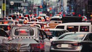 Coraz więcej europejskich krajów wprowadza strefy czystego transportu. W Hiszpanii będę obowiązkowe w każdy mieście powyżej 50 tys. mieszkańców