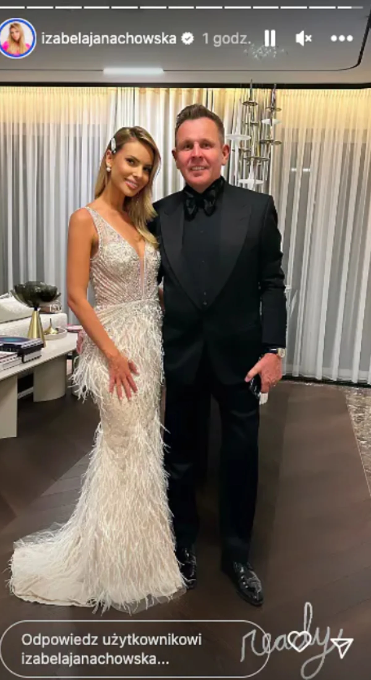 https://www.instagram.com/izabelajanachowska/?hl=pl https://www.instagram.com/izabelajanachowska/?hl=pl