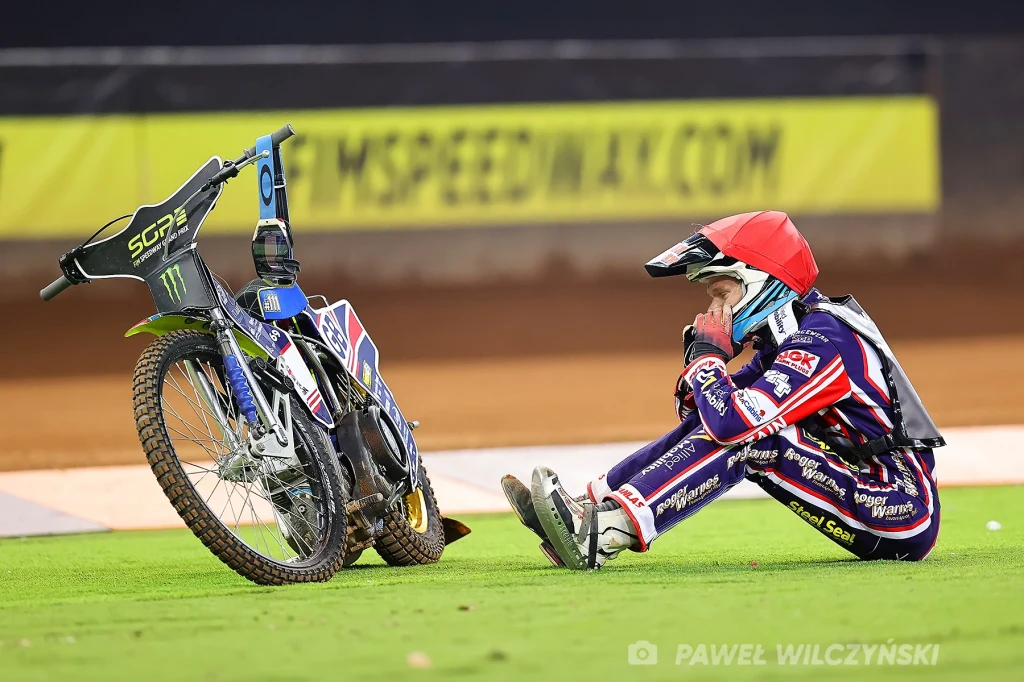 Anders Rowe Anders Rowe