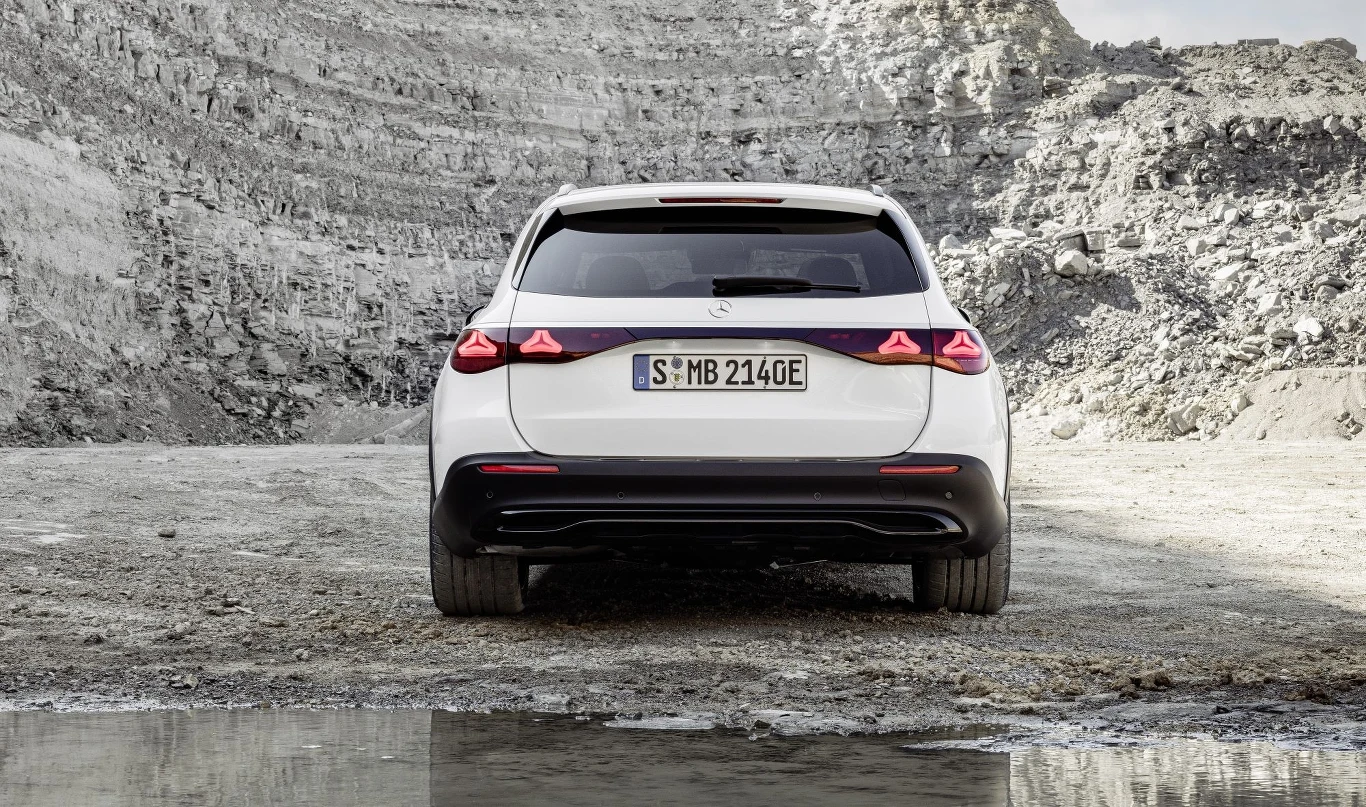 Mercedes Klasy E All-Terrain został wyposażony w pneumatyczne zawieszenie AIRMATIC.